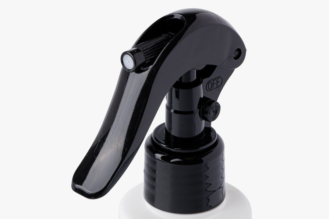 

Спрей текстурирующий ВкусВилл для объема кудрявых волос с магниевой солью 150 г