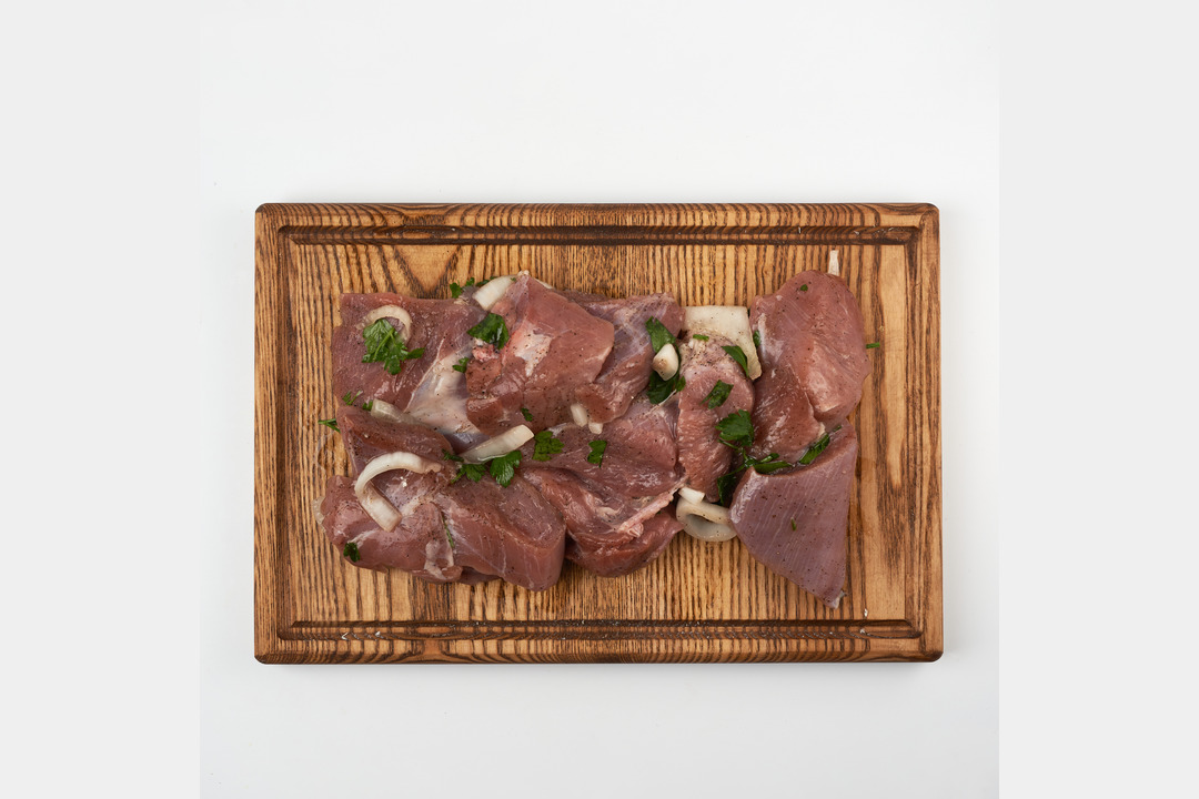 

Шашлык ВкусВилл из бедра индейки вес