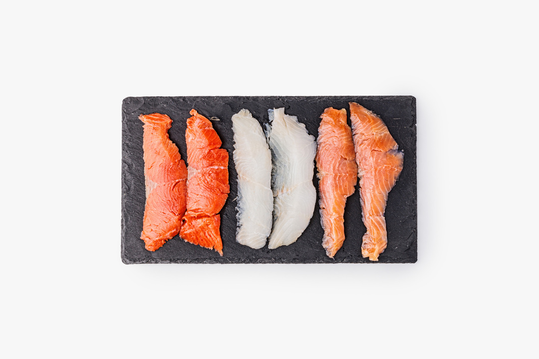 

Ассорти филе-ломтики ВкусВилл холодного копчения нерка форель с перцем черным палтус 250 г