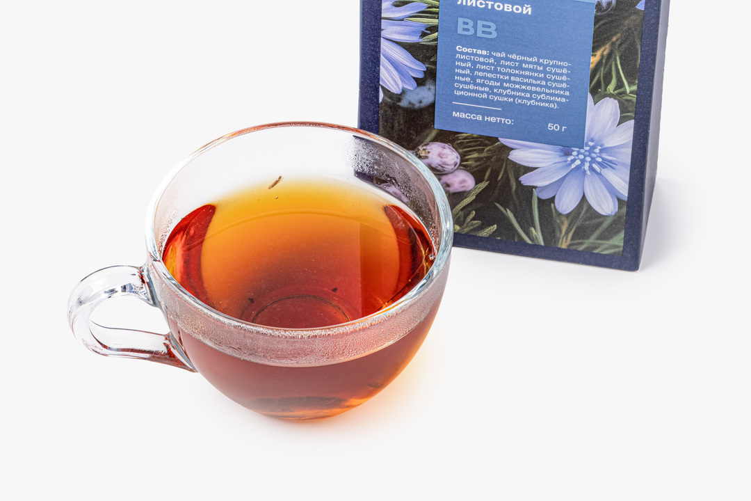 

Чай черный ВкусВилл мята василек ягоды можжевельника 50 г