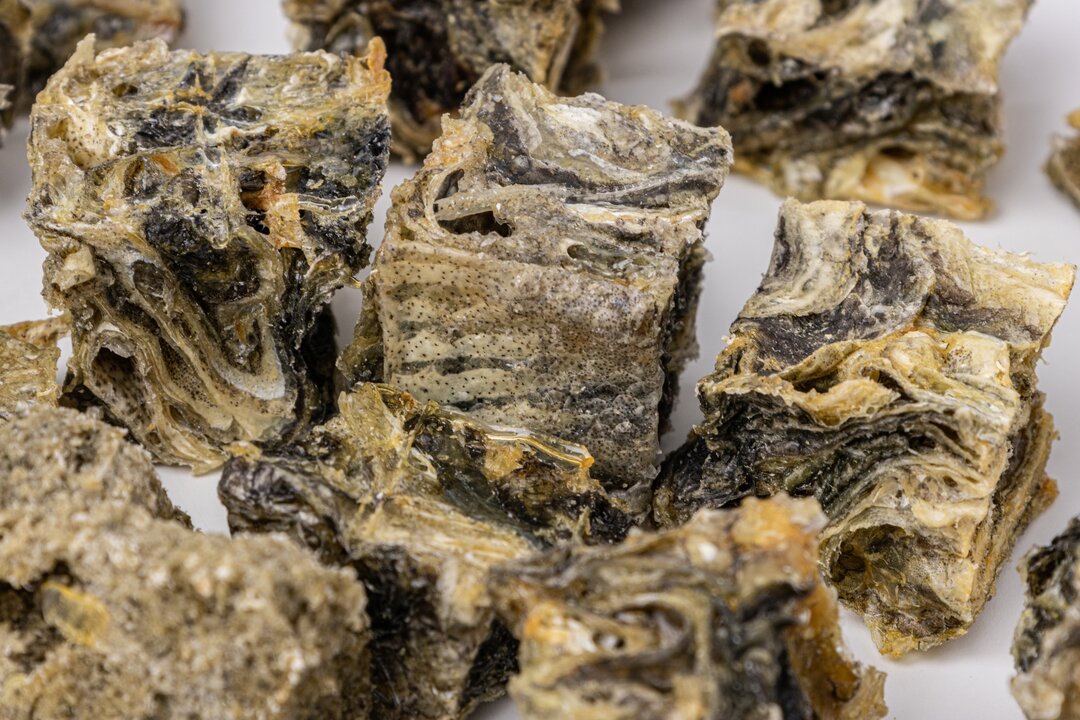 

Лакомство для собак ВкусВилл Кубики из кожи трески 40 г