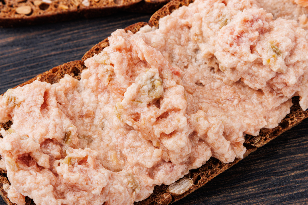 

Риет ВкусВилл из тунца с оливками 115 г