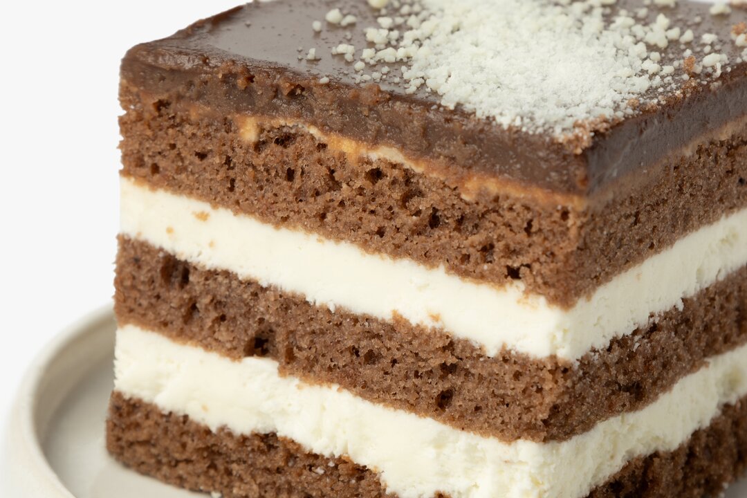 

Пирожное ВкусВилл Светлые ночи с сырным кремом 100 г