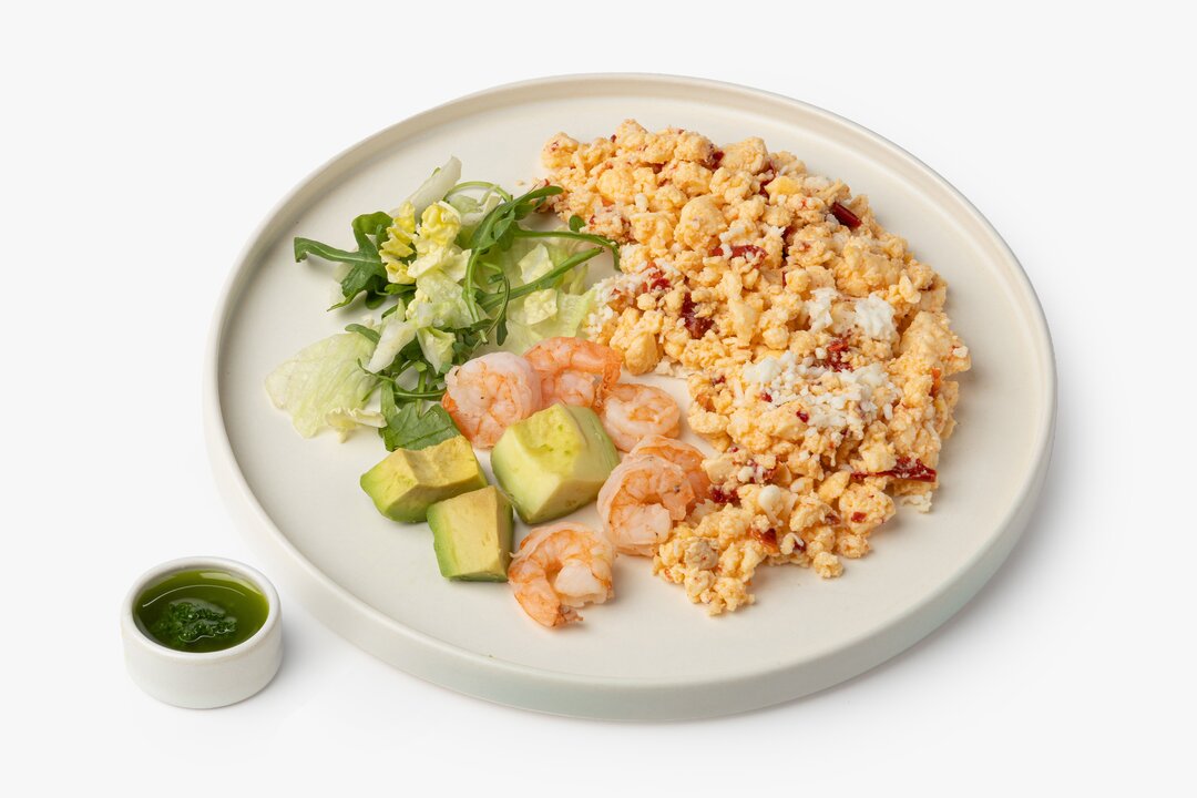 

Боул-завтрак ВкусВилл с сырным омлетом креветками и зеленью вес