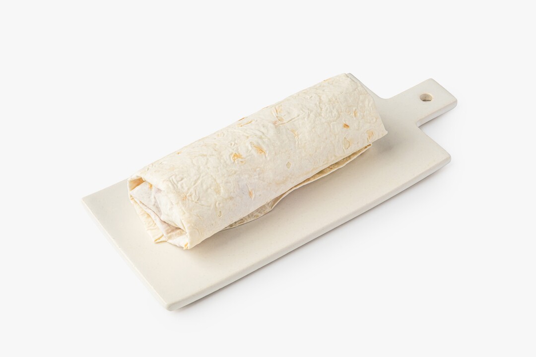 

Шаурма ВкусВилл Новогодняя с уткой яблоком и брусничным соусом 230 г