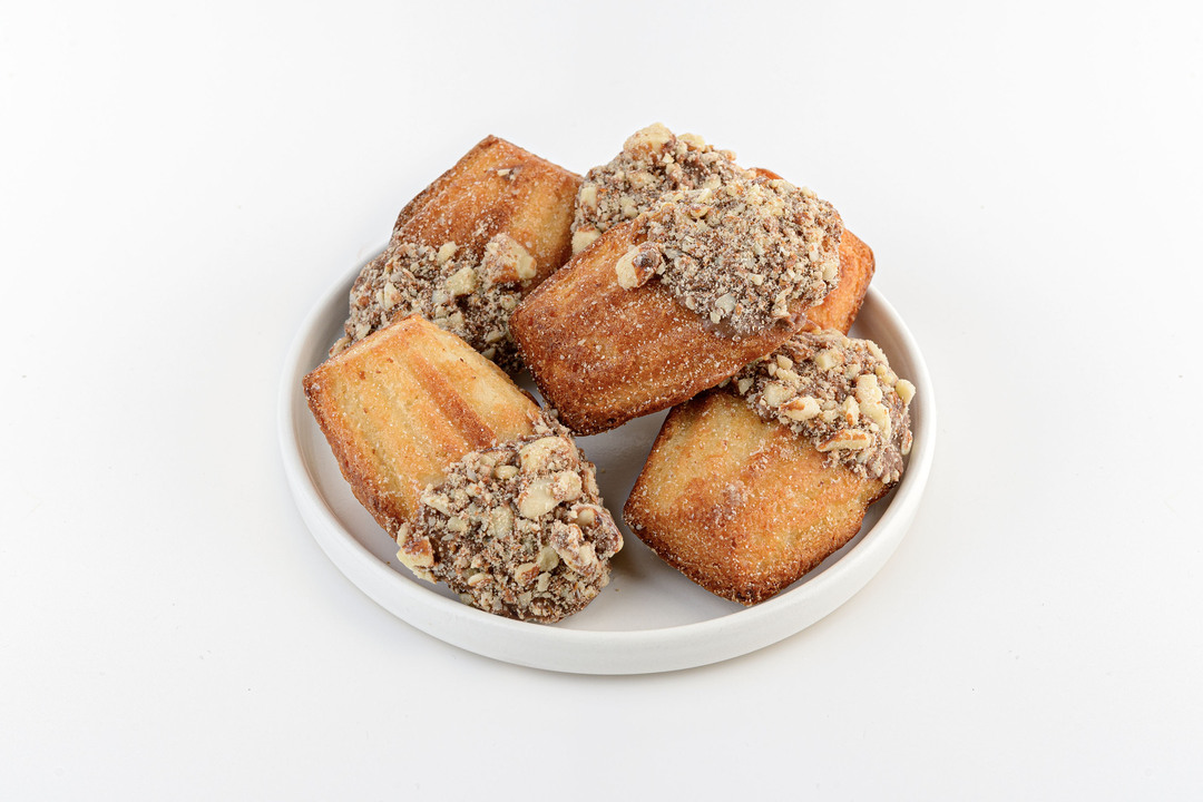 

Кексы ВкусВилл Мадлен в молочном шоколаде с миндалем 80 г