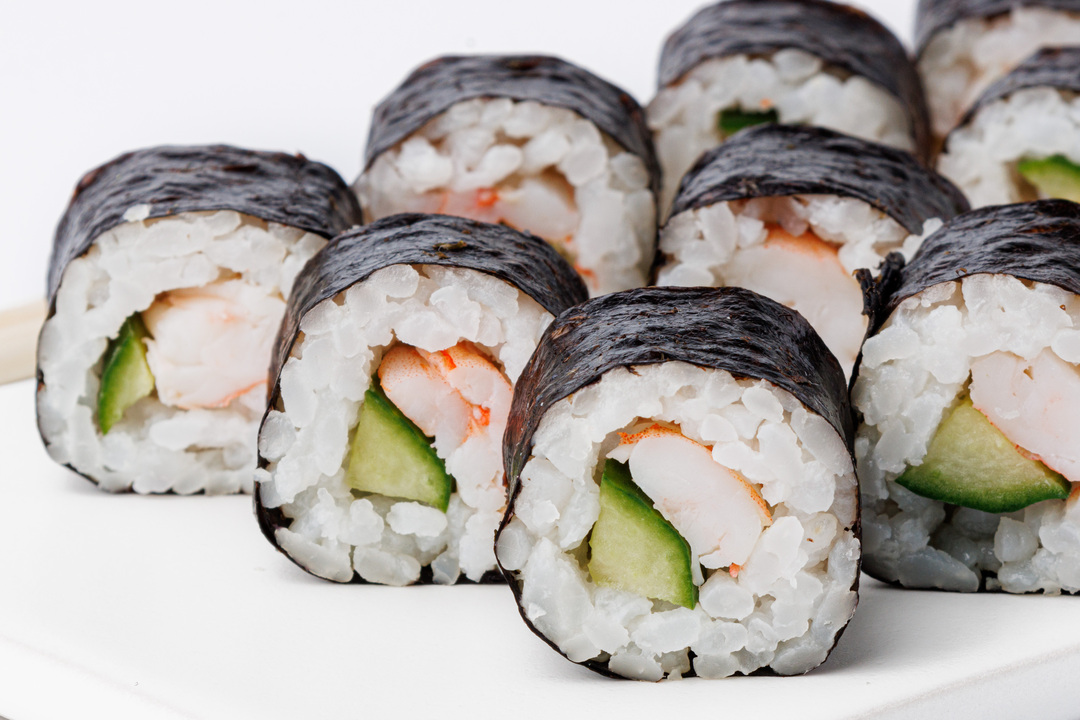 

Ролл Вкусвилл с креветкой и огурцом 200 г