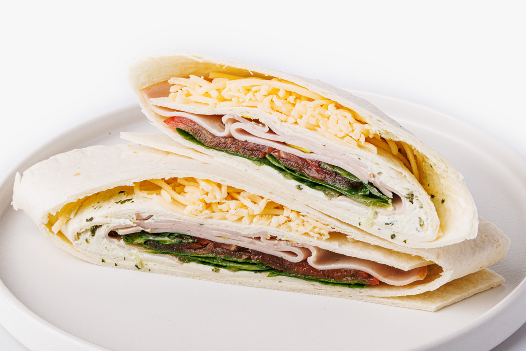 

Тортилья ВкусВилл с мортаделлой сыром и песто кафе 130 г