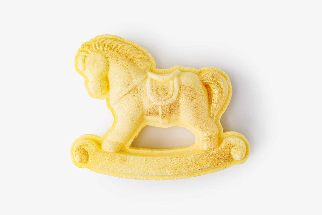 

Бомбочка для ванны ВкусВилл Лошадка с грушей и карамелью 150 г