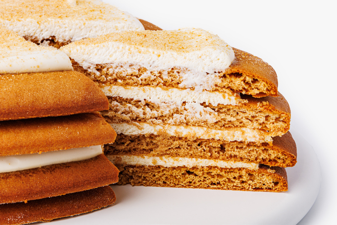 

Торт ВкусВилл Медовый со сметанным кремом 890 г