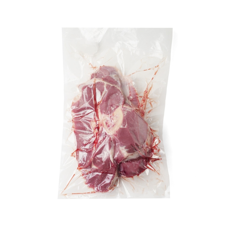 

Лопатка из фермерской говядины на кости собственного разруба, Россия