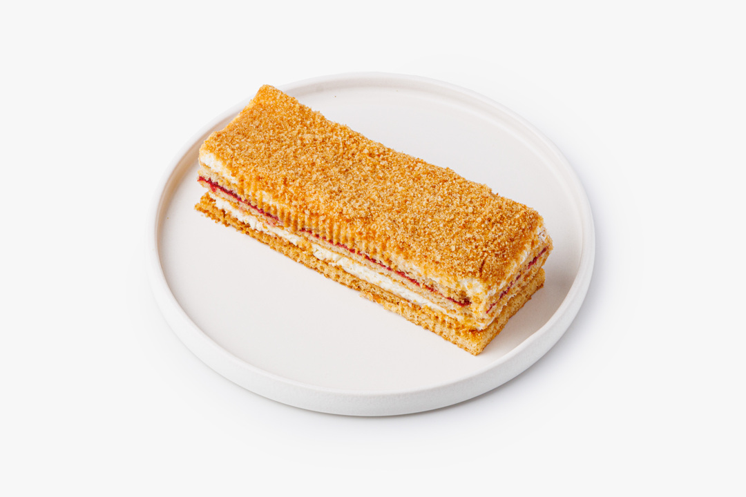 

Пирожное ВкусВилл Медово-сметанное с брусникой 100 г