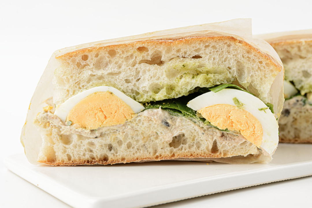 

Сэндвич ВкусВилл с тунцом и яйцом 270 г