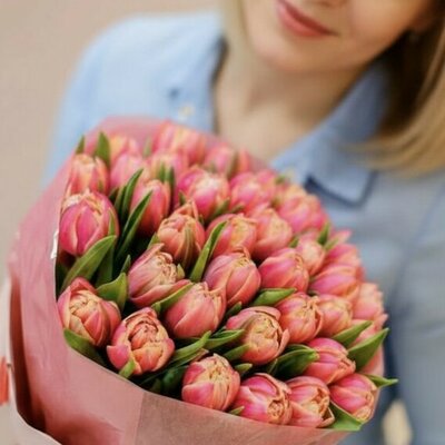 Тюльпаны махровые, двухцветные. 29шт