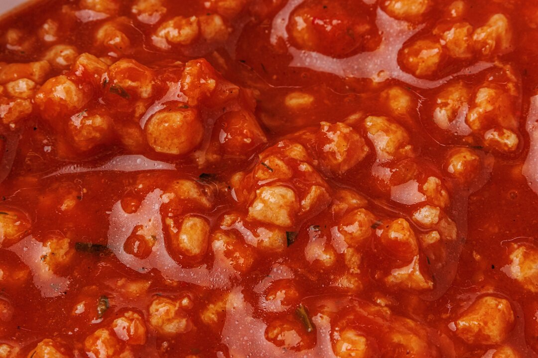 

Фарш растительный ВкусВилл в соусе болоньезе замороженный 360 г