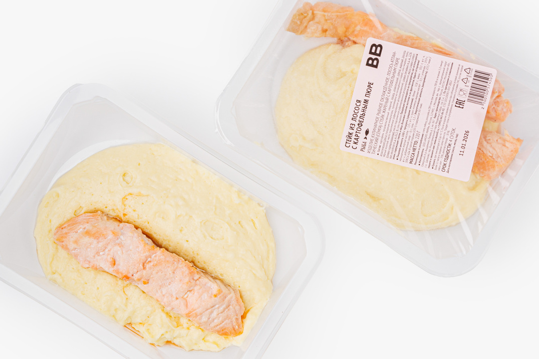 

Стейк из лосося с картофельным пюре 220 г