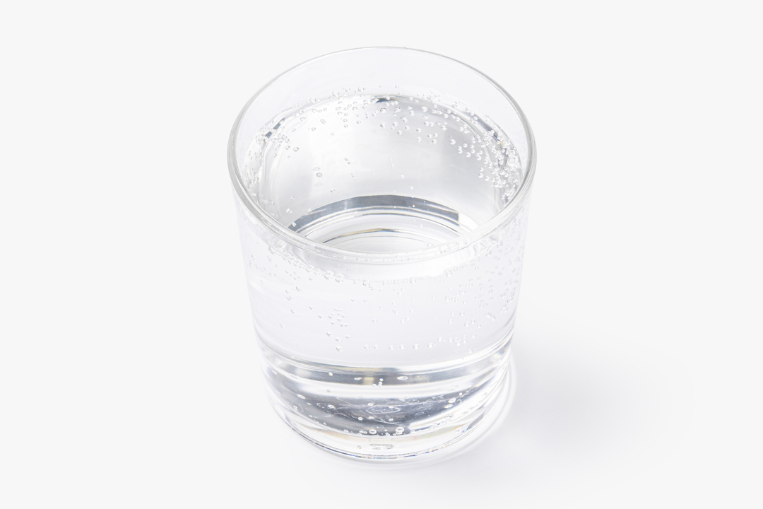 

Вода минеральная Ессентуки Целебная газированная 1 л