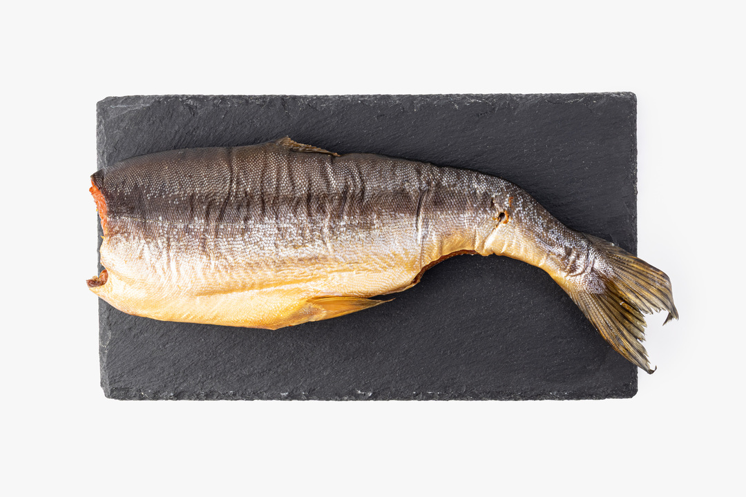 

Горбуша потрошенная без головы холодного копчения вес