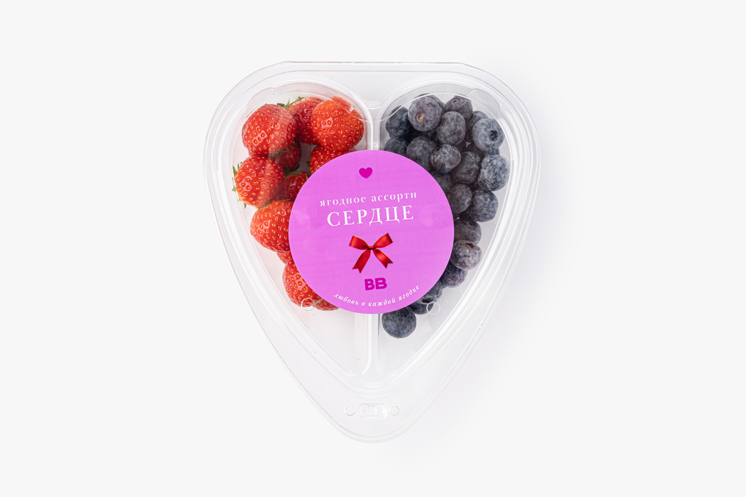 

Ассорти ягодное ВкусВилл голубика клубника Сердце 200 г