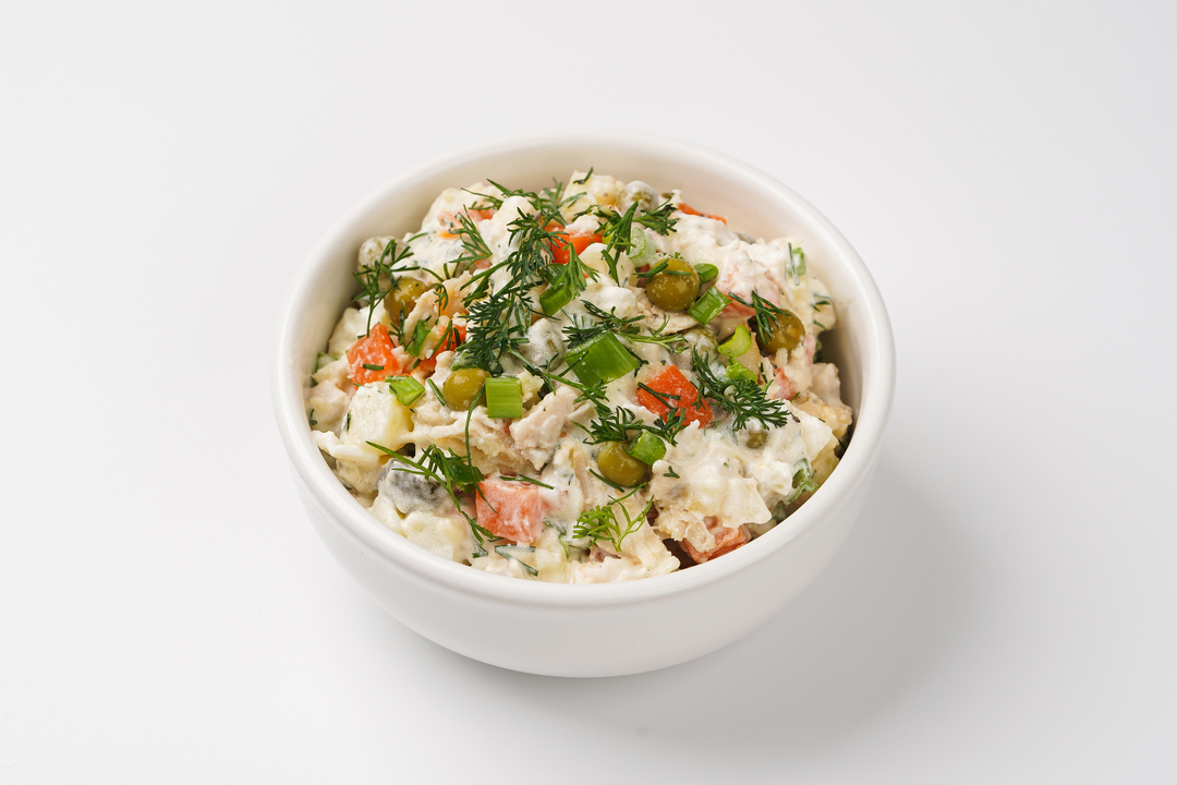 

Салат ВкусВилл Столичная классика с курицей 600 г