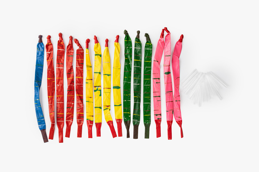 

Набор летающих шаров ВкусВилл Сдувайки с клапаном 15 шт.