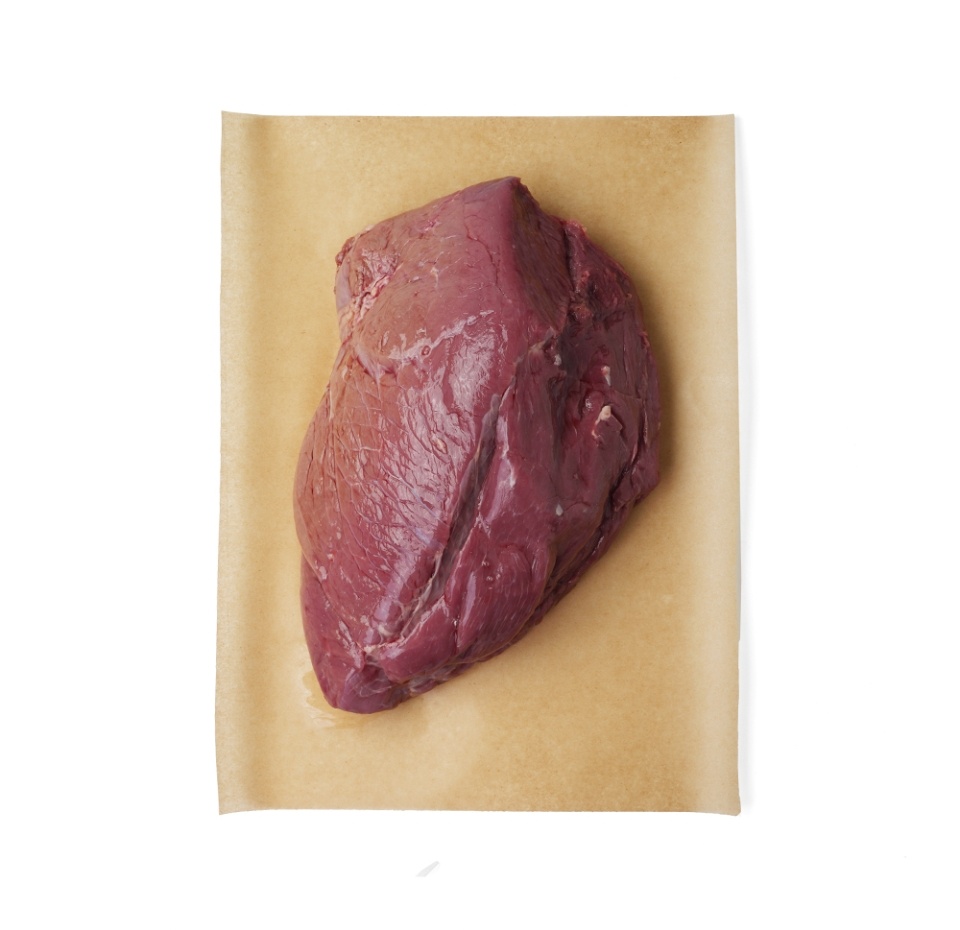 

Мякоть из фермерской говядины тазобедренная часть собственного разруба Азбука Вкуса, вес