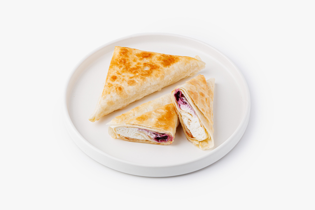 

Конвертики ВкусВилл с творогом и чернично-малиновой начинкой 120 г