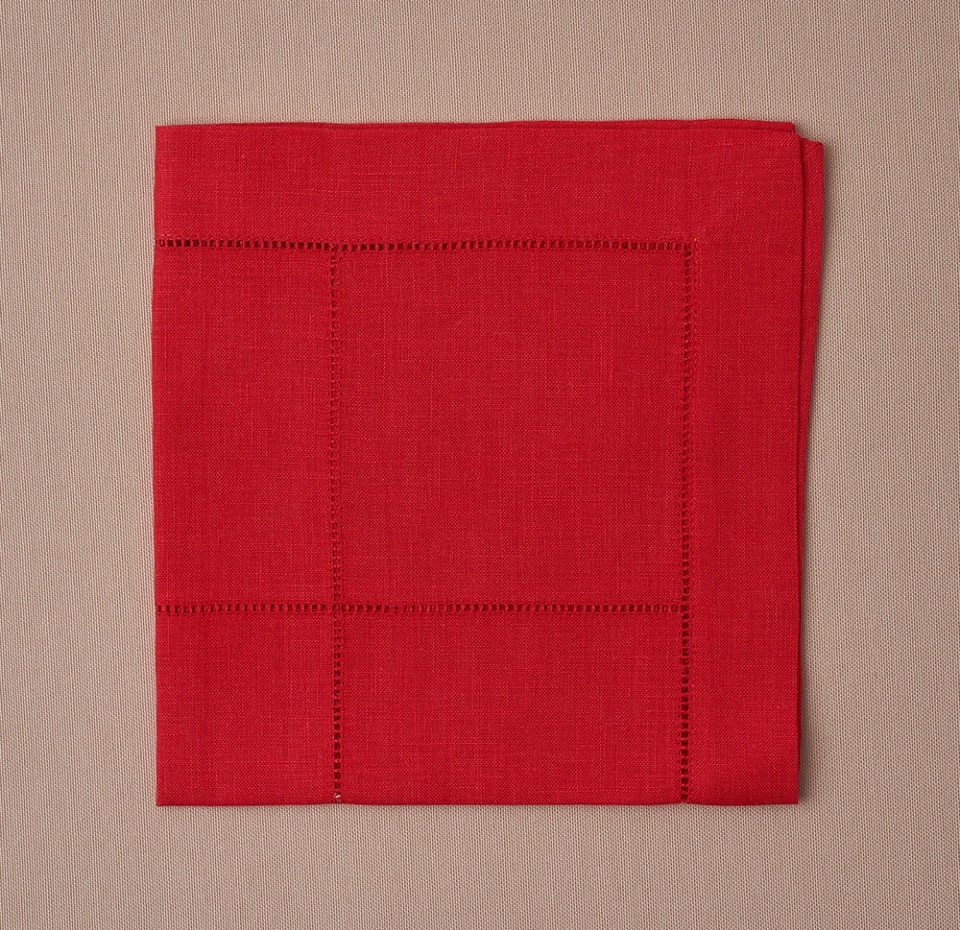 

Салфетка сервировочная Крестецкая строчка Щелкунчик Красный 40 х 40 см