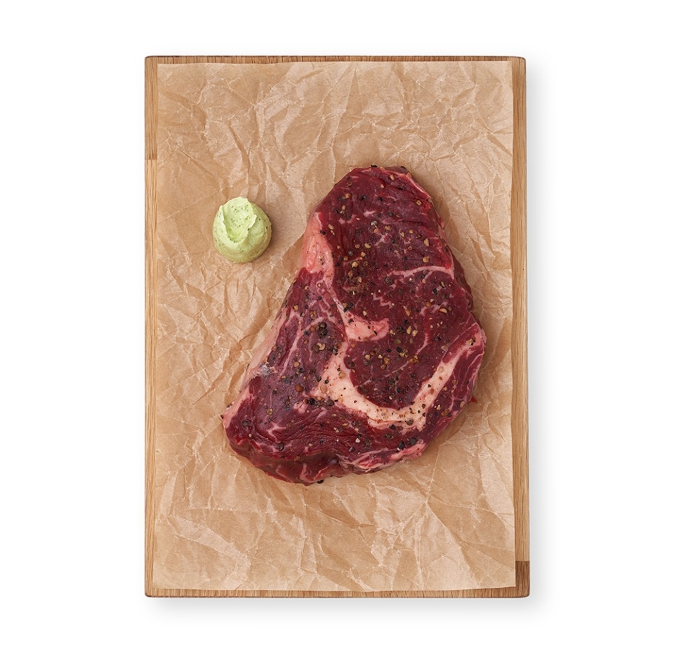 

Стейк рибай из говядины с маслом "Метрдотель" Почти готово, Россия