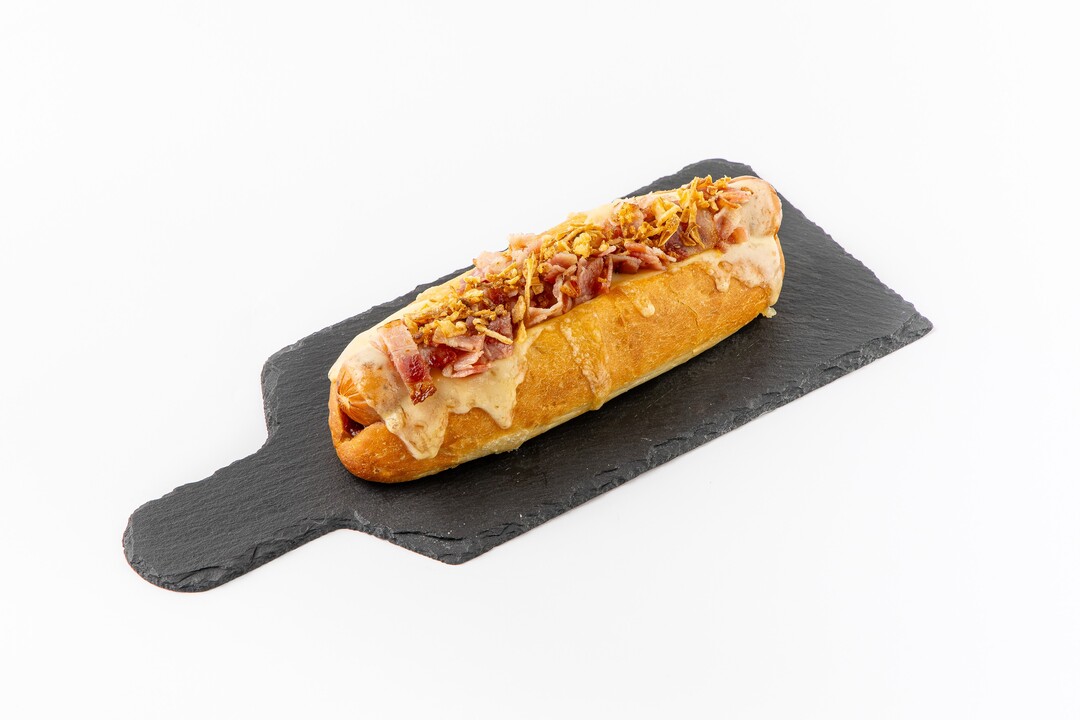 

BBQ-Дог ВкусВилл Сырный 242 г