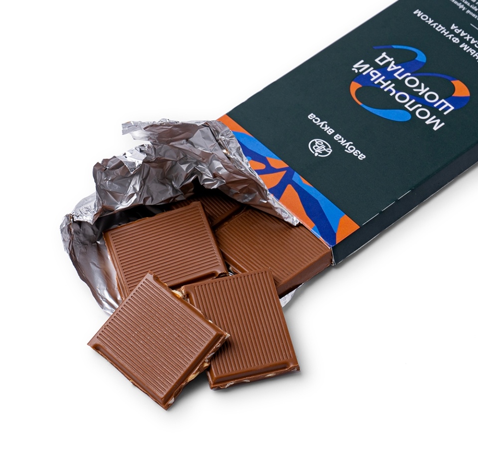 

Шоколад Азбука Вкуса молочный с фундуком, без сахара 100 г