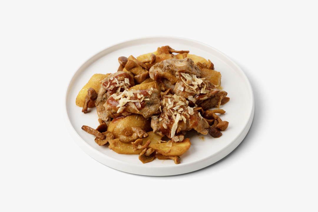 

Курица су-вид ВкусВилл с картофельными дольками и опятами 500 г