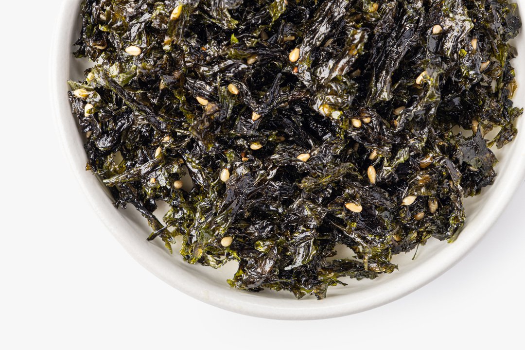 

Морская капуста сушеная ВкусВилл в хлопьях обжаренная с соевым соусом и кунжутом 40 г