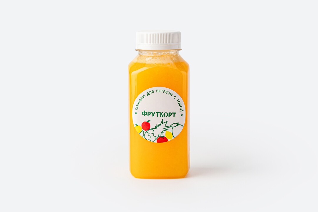 

Апельсиновый сок Фруткорт прямого отжима 250 мл