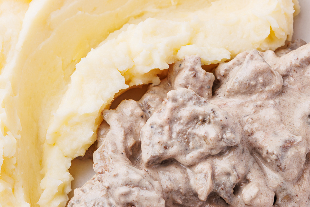 

Печень по-строгановски ВкусВилл с картофельным пюре 300 г