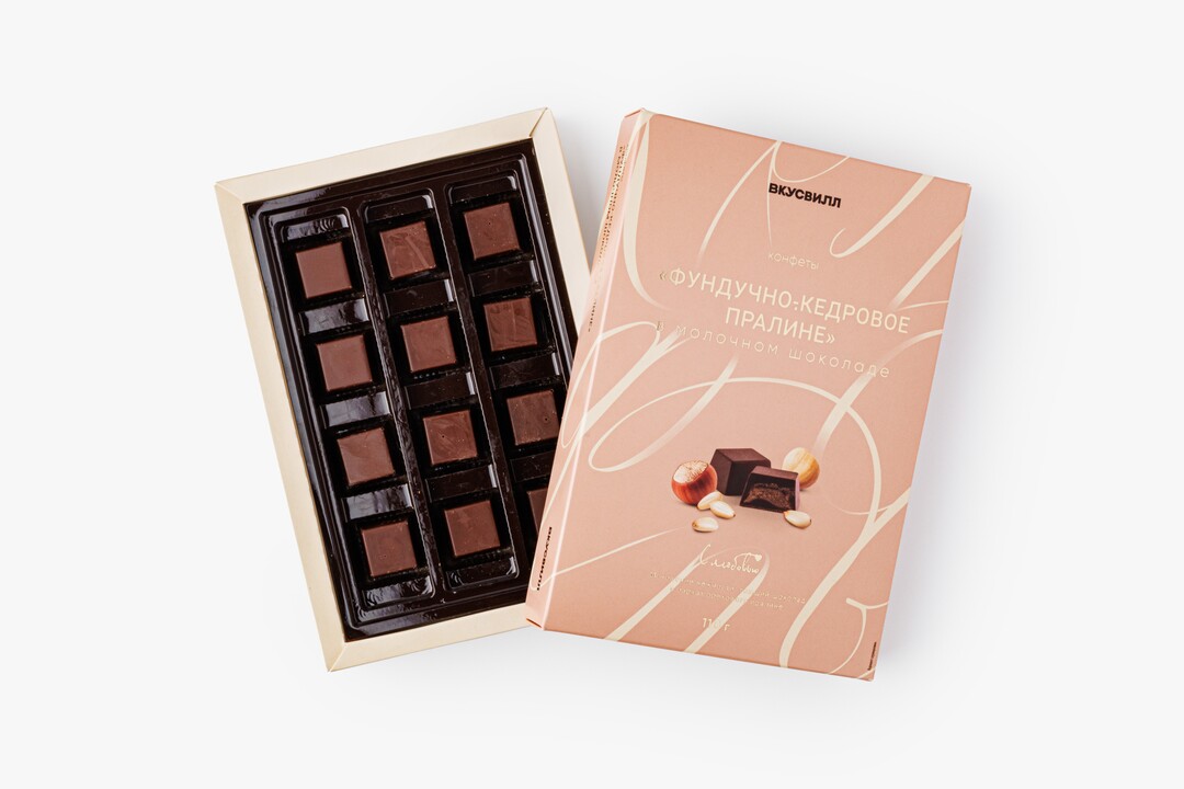 

Конфеты ВкусВилл Фундучно-кедровое пралине в молочном шоколаде 110 г