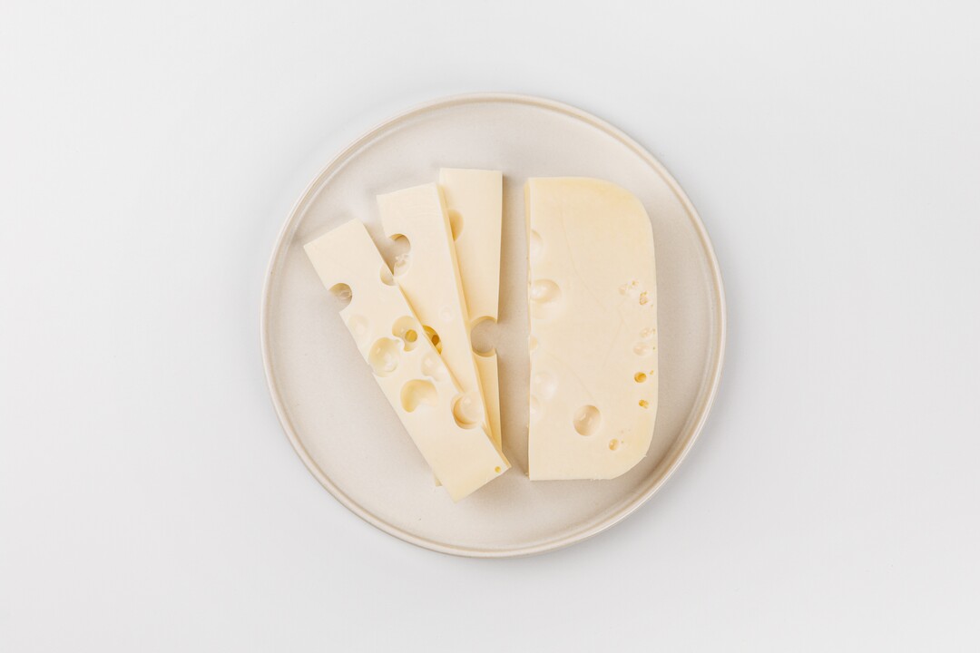 

Сыр Эмменталь ВкусВилл 200 г