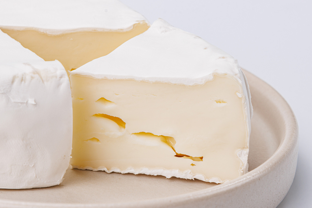 

Сыр мягкий с белой плесенью "Бри с двойными сливками", 125 г