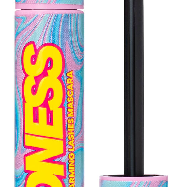 Тушь для ресниц Love Generation Kindness Big Heart Charming Lashes 01 Черный 9 мл