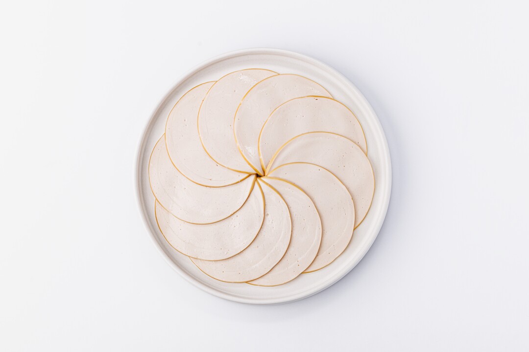 

Колбаса вареная из курицы и кролика без глютена 150 г