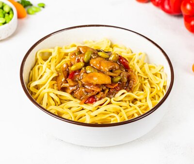 Лапша Удон с курицей и овощами 300 г