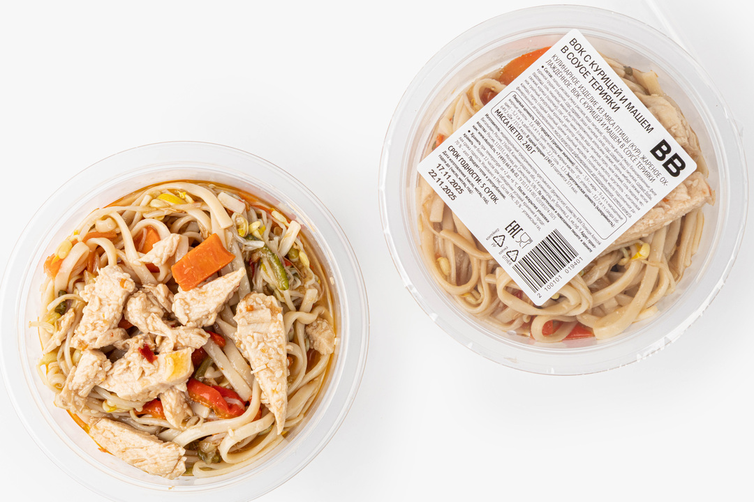 

Вок ВкусВилл с курицей и машем в соусе терияки 240 г