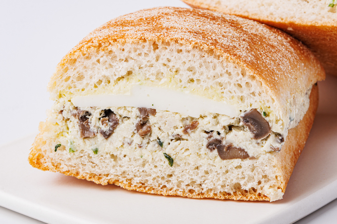 

Чиабатта ВкусВилл с жюльеном из курицы и грибов 280 г