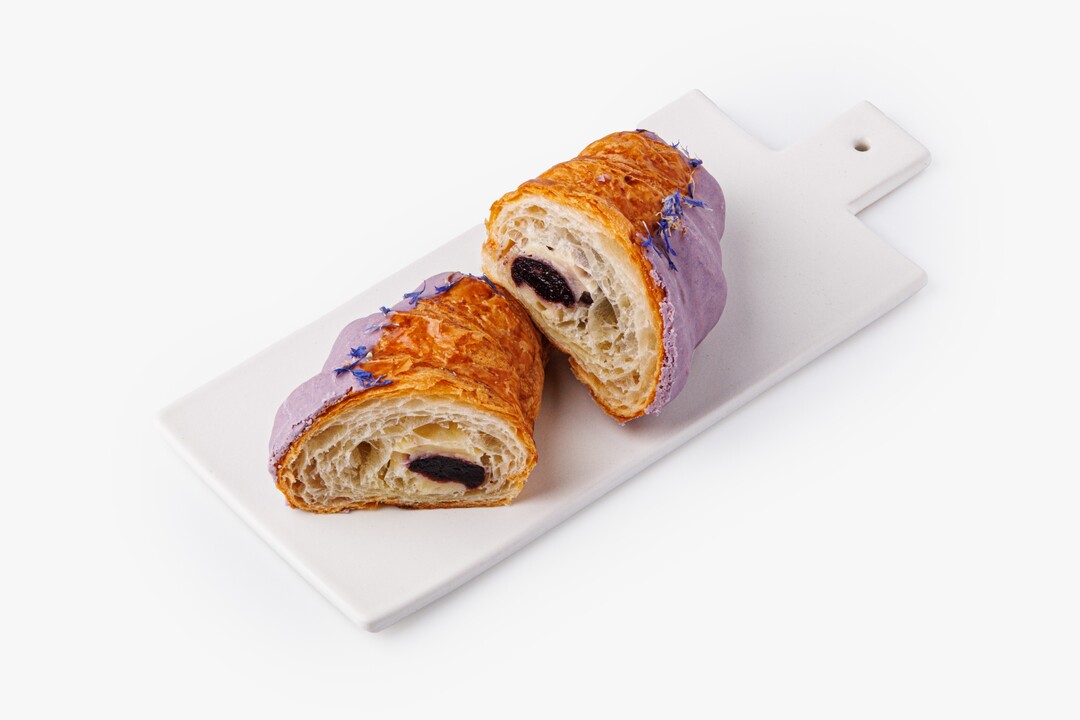 

Круассан ВкусВилл с черничным конфитюром и лимонным курдом кафе 90 г