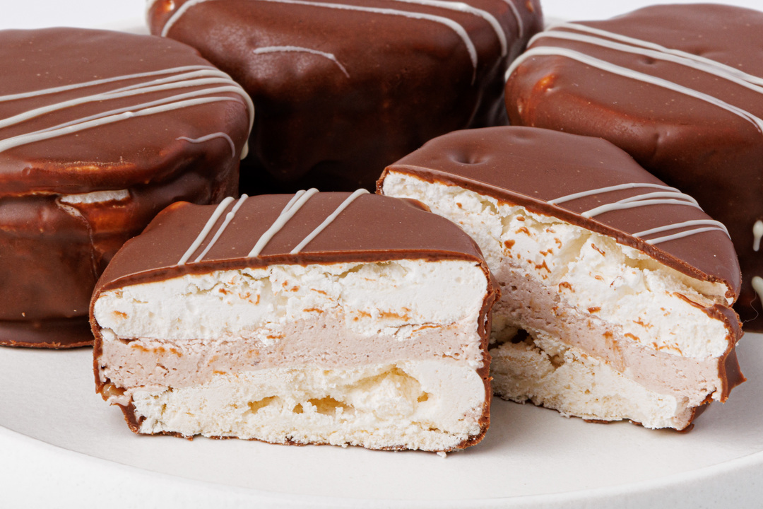 

Набор пирожных Меренги в шоколаде 4 шт. 100 г