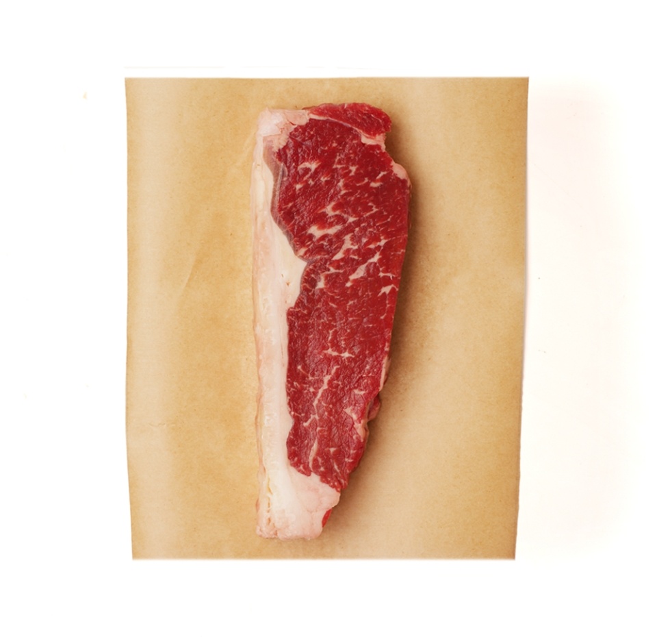 

Поясничный отруб (стриплойн) из мраморной говядины Top Choice, 1/2 Праймбиф в/у вес до 2.2 кг