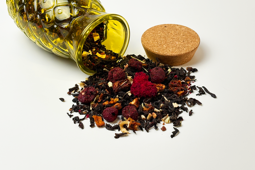 

Чай черный BeFruitbe пропитанный соком ананаса с кусочками ананаса вишни лемонграсса 130 г