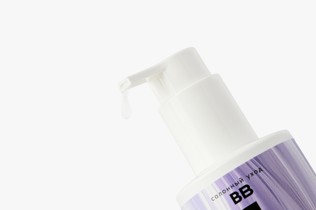 

Шампунь ВкусВилл для окрашенных волос с ниацинамидом и витамином В6 250 мл