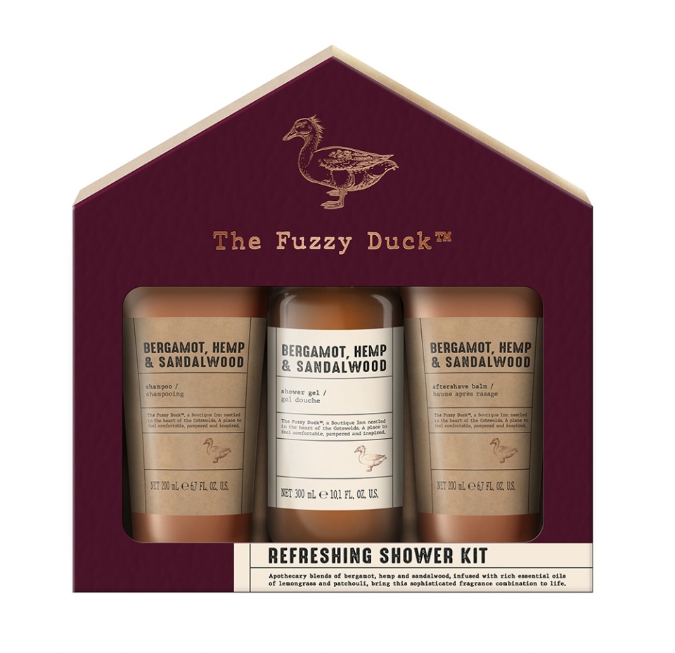 

Подарочный набор Baylis&Harding The Fuzzy Duck Bergamot Hemp & Sandalwood Refreshing Shower Kit: шампунь 200 мл, гель для душа 300 мл, бальзам после бритья 200 мл