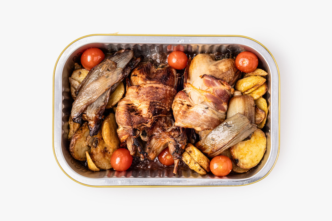 

Перепела в беконе ВкусВилл с картофелем мини 600 г